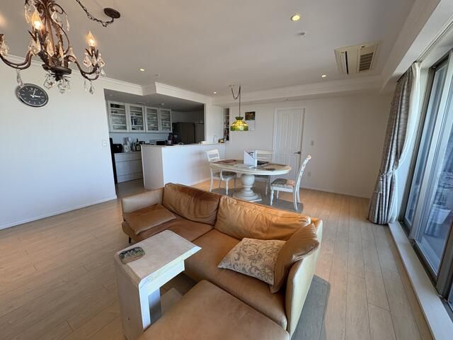 43rd Floor 2LDK Apartment in Geo Tower Tenroku, Osaka - Thumbnail 2
