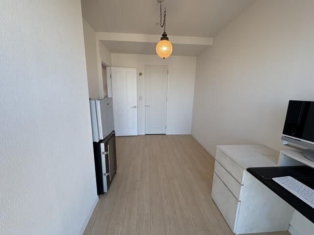43rd Floor 2LDK Apartment in Geo Tower Tenroku, Osaka - Thumbnail 4