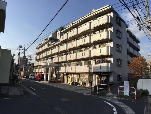 Refurbished Studio Apartment for Sale in Kagoshima's Taniyama - Thumbnail 2