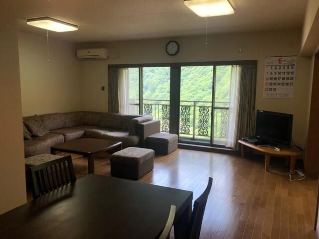 1LDK Top-Floor Apartment in Unazuki Onsen, Toyama - Thumbnail 3