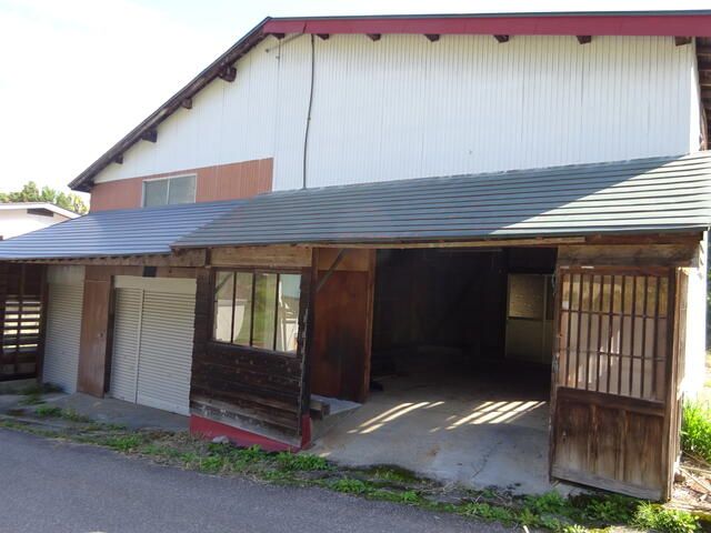 7DK House with Large Land and Farm Fields for Sale in Iiyama, Nagano - Thumbnail 2