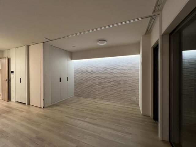 New 3LDK Apartment in Takadanobaba, Tokyo | Park City - Thumbnail 4
