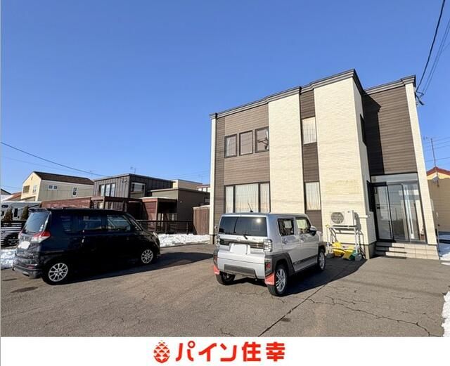 5LDK Detached House for Sale in Tomakomai, Hokkaido with Renovation - Thumbnail 2