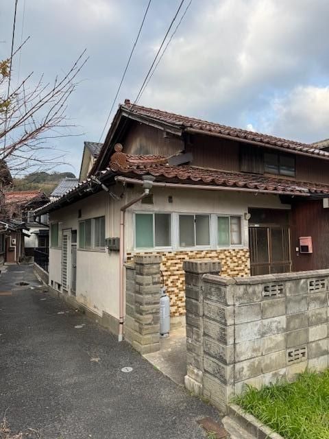 6DK House with Garden Near Furoura Beach, Matsue, Shimane - Image 1