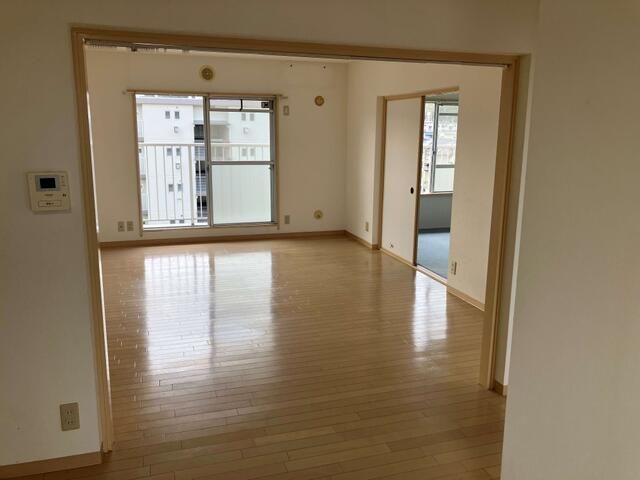 4LDK Apartment for Sale in Kashihara, Nara - 96.59 sqm - Thumbnail 4
