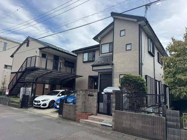 5LDK House for Sale in Atsugi, Kanagawa - 60 Tsubo Land - Thumbnail 2