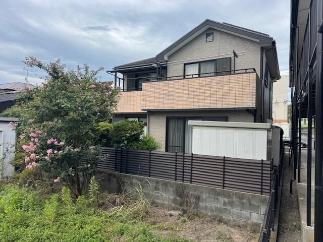 5LDK House for Sale in Atsugi, Kanagawa - 60 Tsubo Land - Thumbnail 3