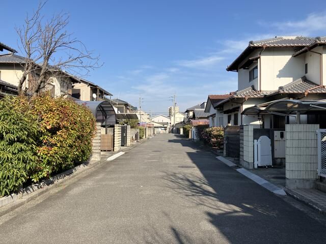 4LDK Detached House for Sale in Matsuyama, Ehime - Thumbnail 3