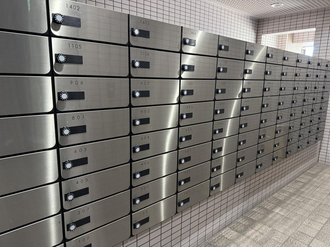 3LDK Osaka Condo with Huge Roof Balcony | 34.8M Yen - Thumbnail 3