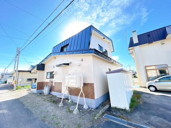 Renovated 4LDK House for Sale in Obihiro, Hokkaido - Thumbnail 2
