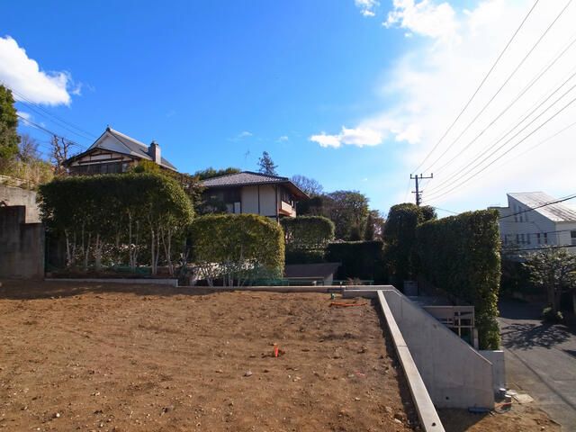 Residential Land for Sale in Chofu, Tokyo - 364.61 sqm Hilltop Plot - Thumbnail 2