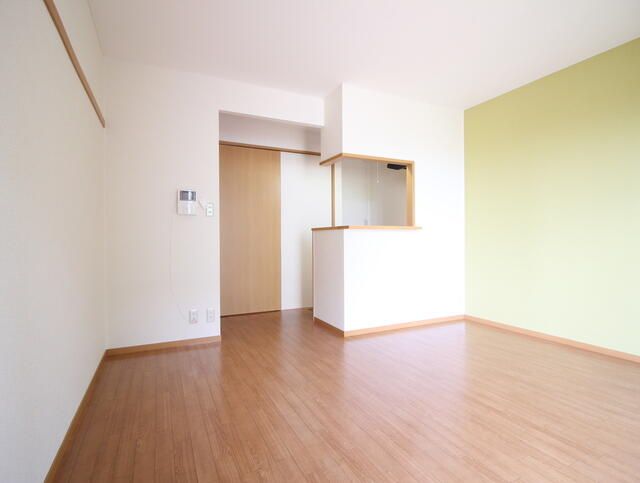 1K Apartment for Rent in Sakai Higashi Ward, Osaka | 47,000 Yen - Thumbnail 4