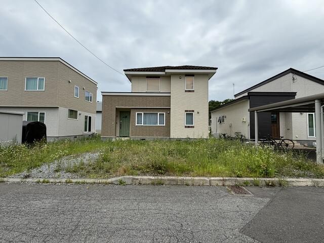 2019 Built 3LDK House with Parking for 3+ in Asahikawa, Hokkaido - Thumbnail 3