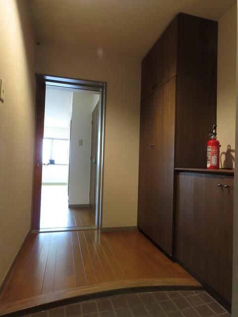 2LDK Apartment for Sale in Matsumoto, Nagano - Corner Unit - Thumbnail 2