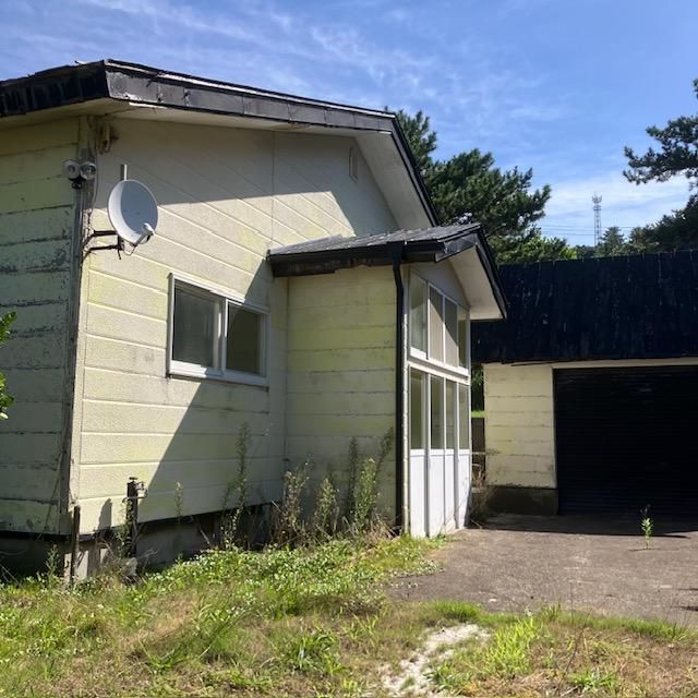 Ocean View 2LDK Bungalow for Sale in Fukaura, Aomori - Thumbnail 3