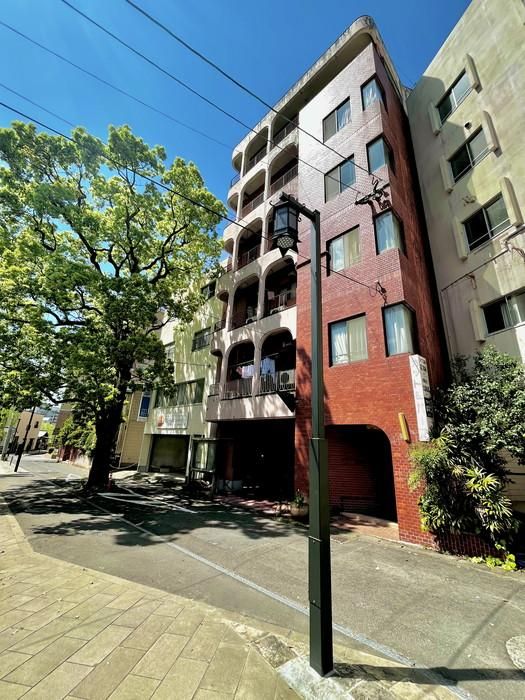 3LDK Apartment for Sale in Nagasaki City near Suwa Jinja Station - Thumbnail 2