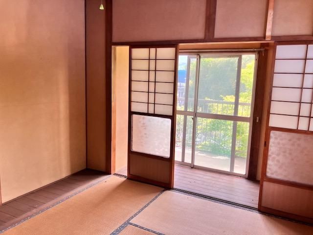 5LDK Detached House in Aosaki, Minami-ku, Hiroshima - Thumbnail 4