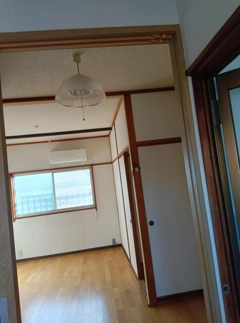 1DK Apartment for Rent near Hagihara Tenjin Station, Sakai - Thumbnail 2