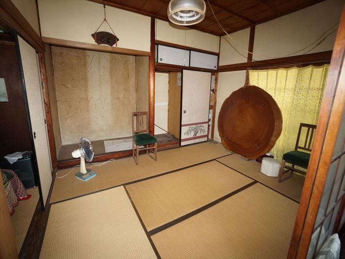 1950 Wooden House for Sale in Tamano, Okayama with 330㎡ Land - Thumbnail 4