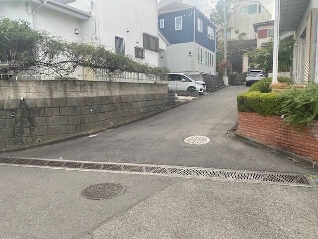 Residential Land for Sale in Tamagawagakuen, Machida, Tokyo - Thumbnail 2