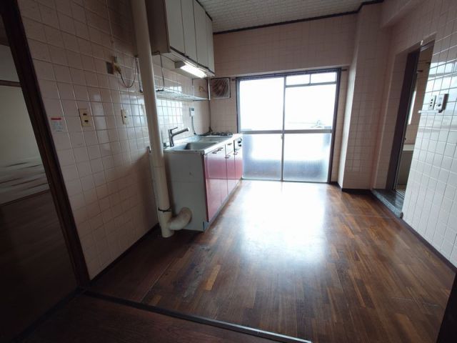 3DK Apartment for Sale in Chauri, Kitakyushu - 60.04 sqm - Thumbnail 3