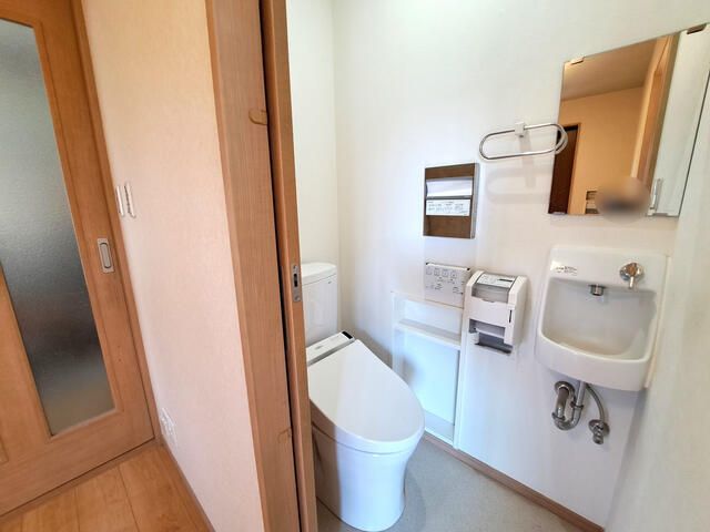 2016 Built 2LDK Single-Story House in Hiratsuka, Kanagawa - Thumbnail 3