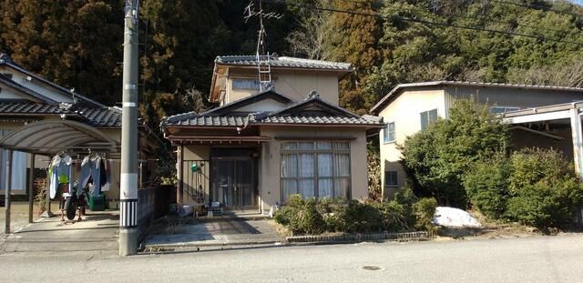 5DK House for Sale in Yamanaka Onsen, Kaga City, Ishikawa - Thumbnail 2