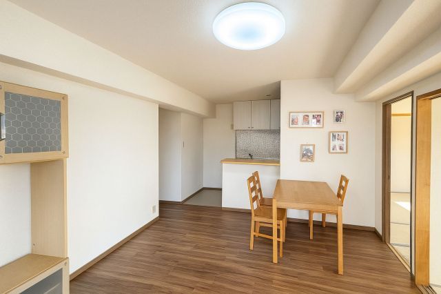 3LDK Corner Apartment in Kiyama, Saga | Near Hot Springs & Station - Thumbnail 3