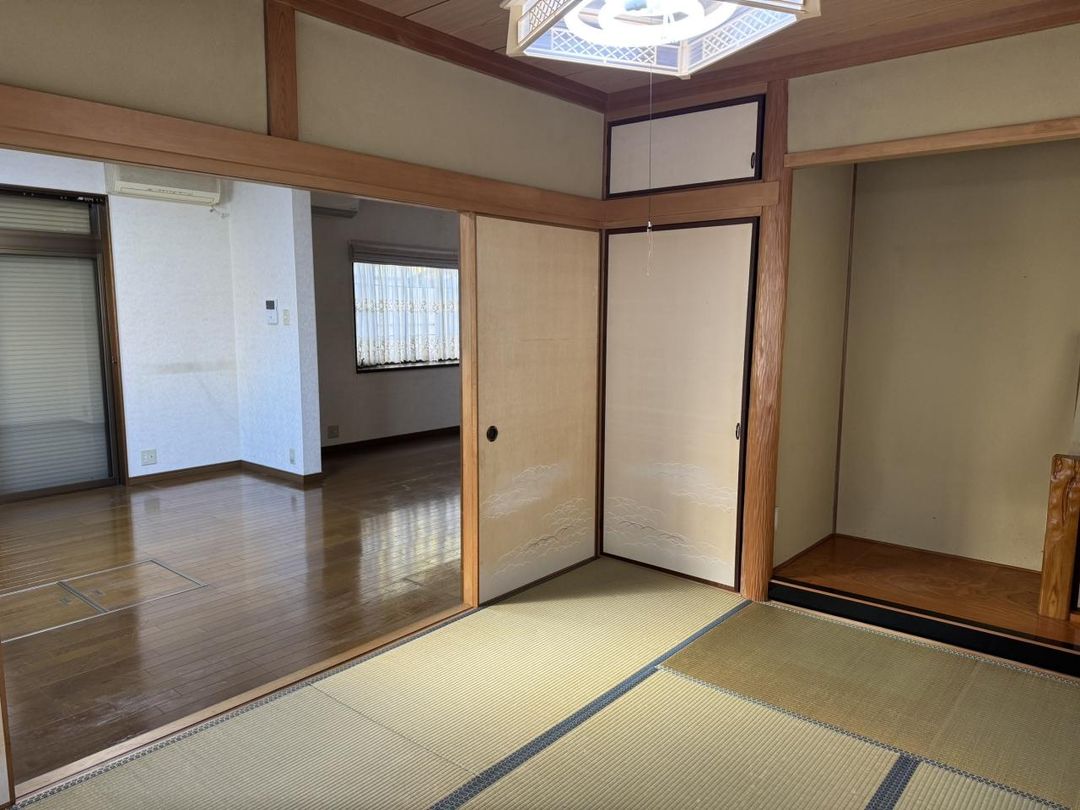 4LDK Used Detached House in Takamatsu, Kagawa - Thumbnail 2