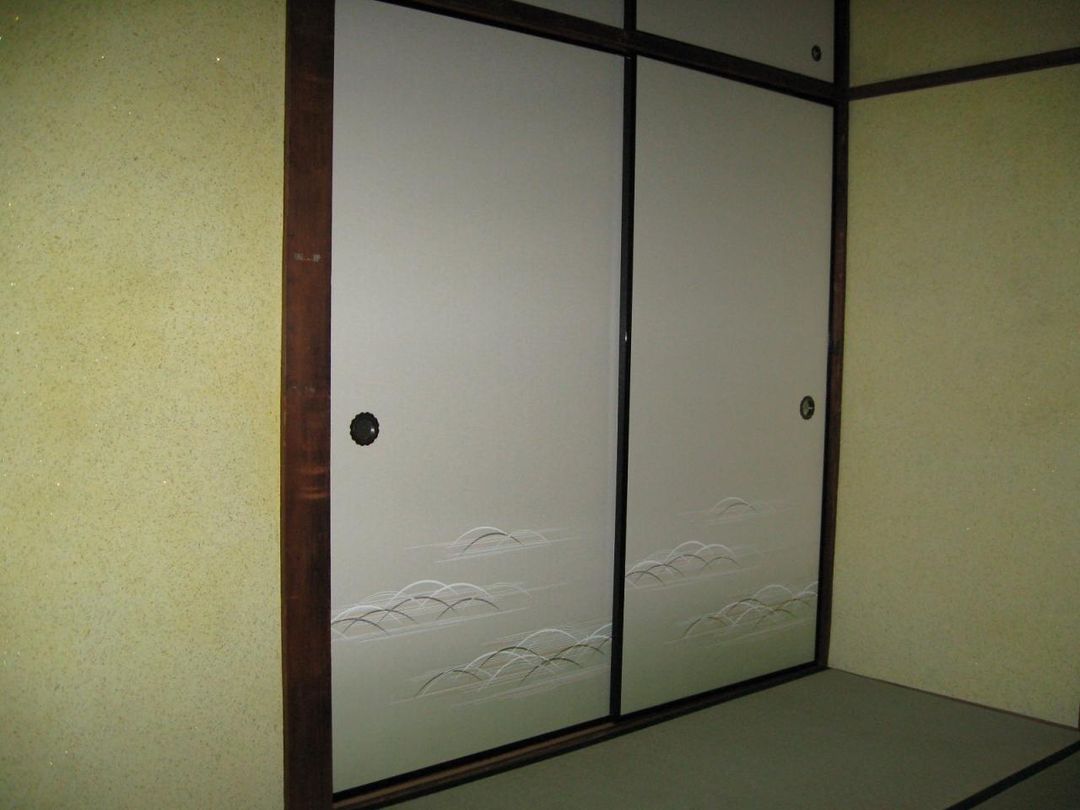 2DK Apartment with Garden in Tsurumi, Osaka | 40,000 Yen - Thumbnail 4