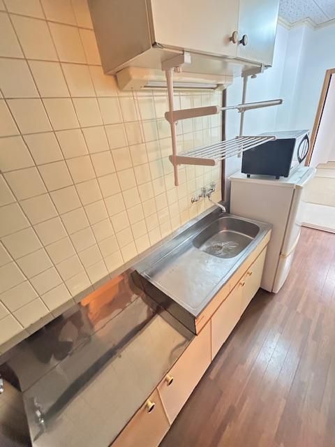 1K Apartment for Rent in Tosu, Saga - Quiet Area, No Deposit - Thumbnail 3