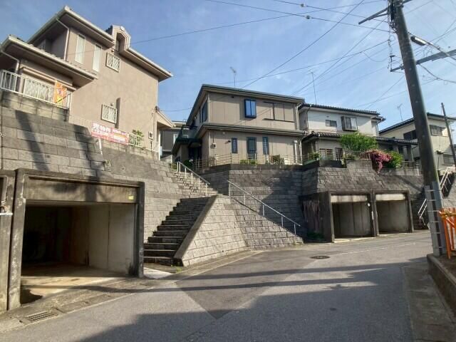 Used 5LDK Detached House in Ami, Ibaraki – 112.61 sqm - Thumbnail 2