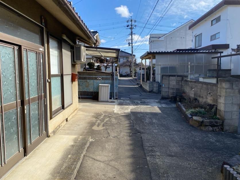5-Bedroom Detached House for Sale in Ueda, Nagano - Thumbnail 3