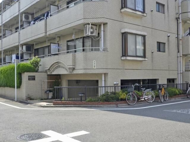 3DK Apartment for Sale in Nerima, Tokyo - 40.37 sqm - Thumbnail 4