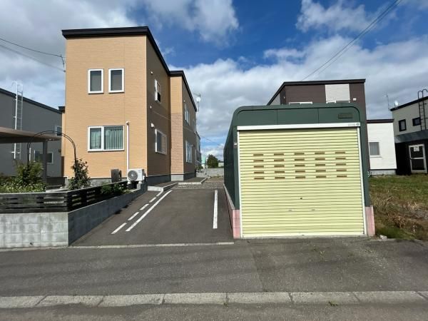 4LDK Detached House for Sale in Iwamizawa, Hokkaido - Thumbnail 2