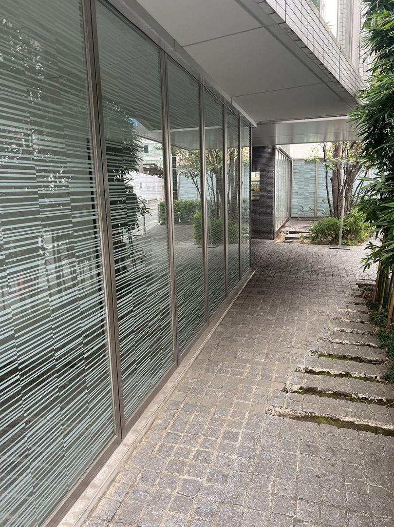 1LDK Investment Condo in Roppongi, Tokyo | 2013 Build - Thumbnail 3
