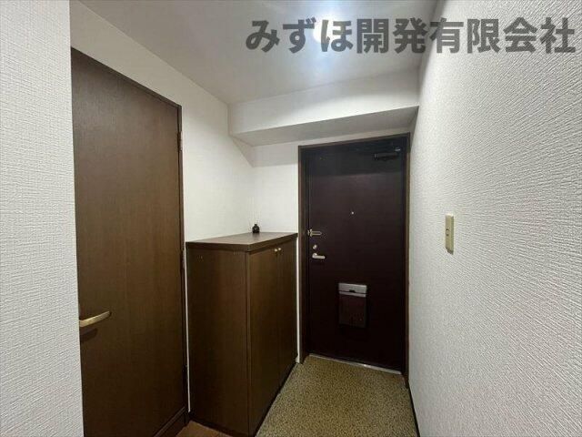 Renovated 2LDK Apartment in Yamagata City with New Bathroom - Thumbnail 2