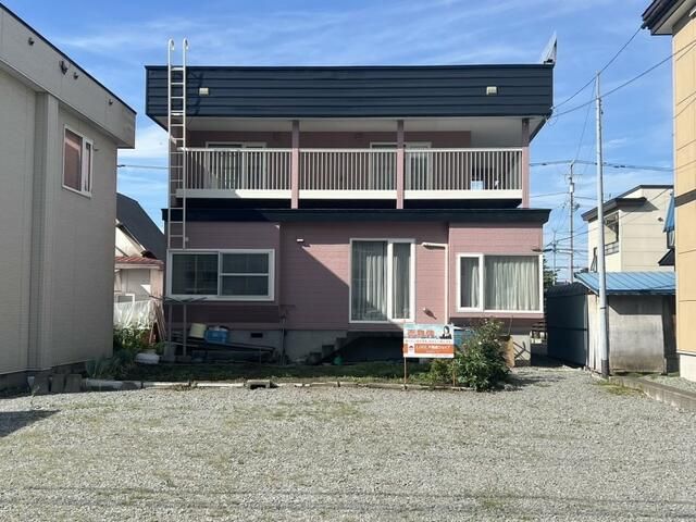 6LDK Family Home for Sale in Asahikawa, Hokkaido - 124.48 Tsubo Land - Thumbnail 2