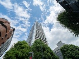 3LDK 110m² Apartment for Sale in Mita, Minato, Tokyo - Thumbnail 3
