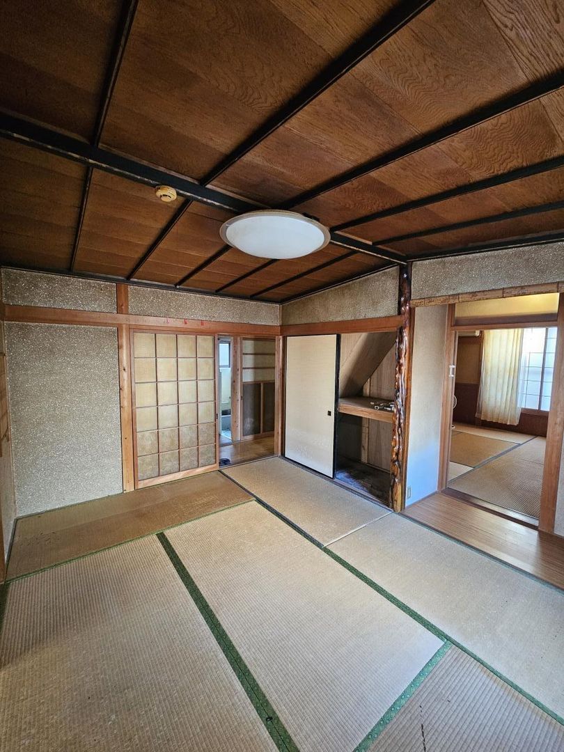 9DK Wooden House for Sale in Iwami, Tottori - 83.7 sqm - Thumbnail 2