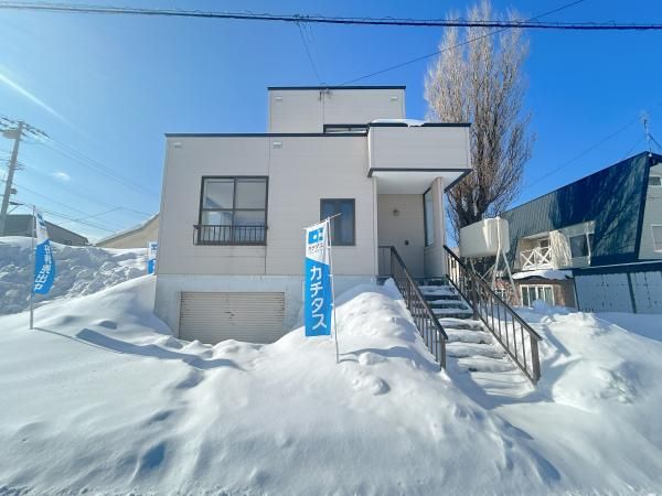 3LDK House for Sale in Quiet Rumoi, Hokkaido with Parking - Thumbnail 2
