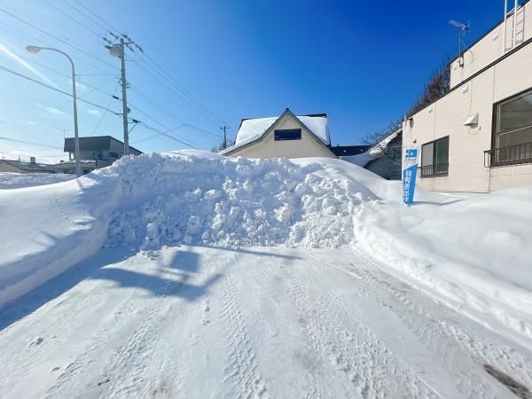 3LDK House for Sale in Quiet Rumoi, Hokkaido with Parking - Thumbnail 3