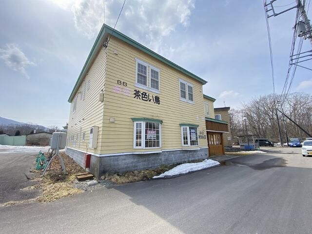 9LDK Detached House with Shop Potential Near Onuma Park, Hokkaido - Thumbnail 2