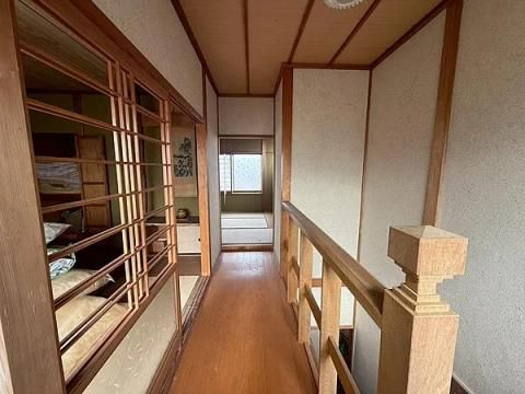 5LDK Detached House for Sale in Tottori City, Tottori - Thumbnail 3