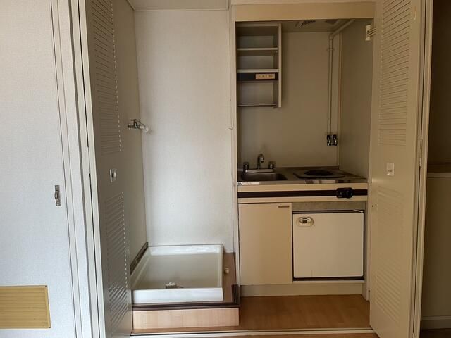 1DK Apartment for Sale Near JR Niigata Station, Niigata - Thumbnail 2
