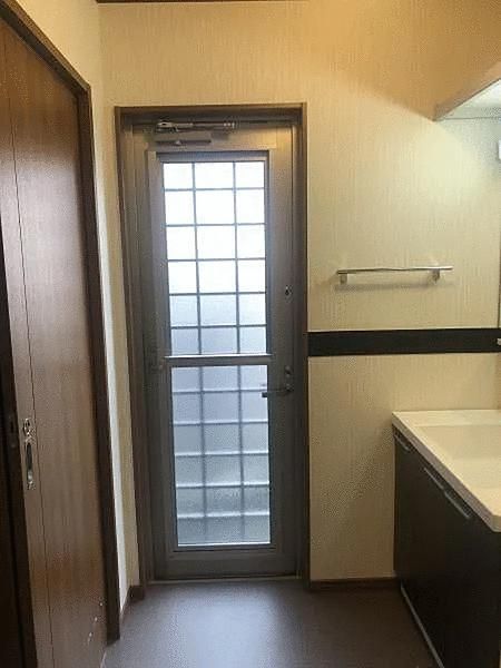 Modern 3LDK House with Seismic Damping in Higashiosaka, Osaka - Thumbnail 2