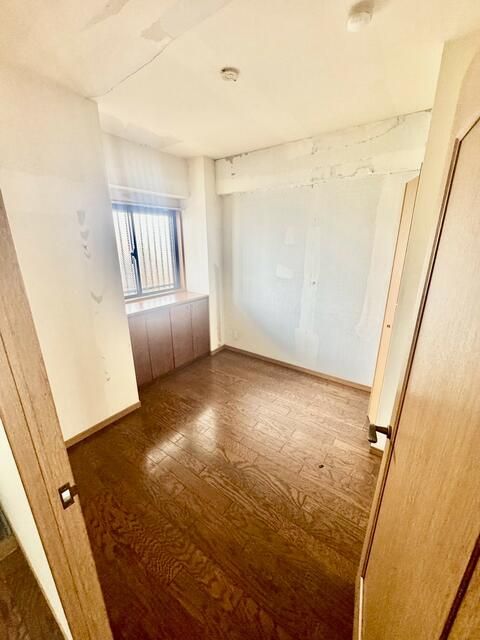 3DK Apartment for Sale in Machida, Tokyo - Renovation Required - Thumbnail 4