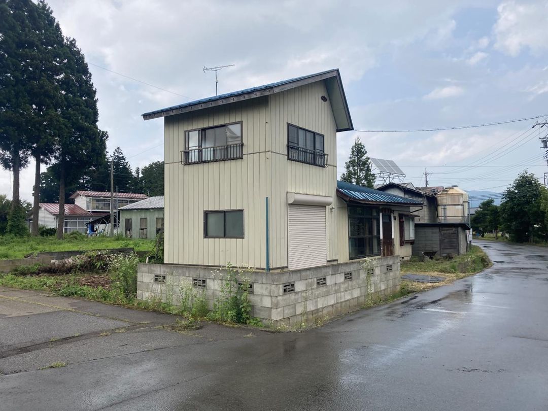 Kurohime Mountain & Lake Nojiri Kominka Resort House in Shinano - Thumbnail 3