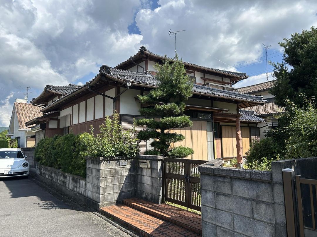 4LDK Detached House for Sale in Seihyo City, Ehime - Thumbnail 3