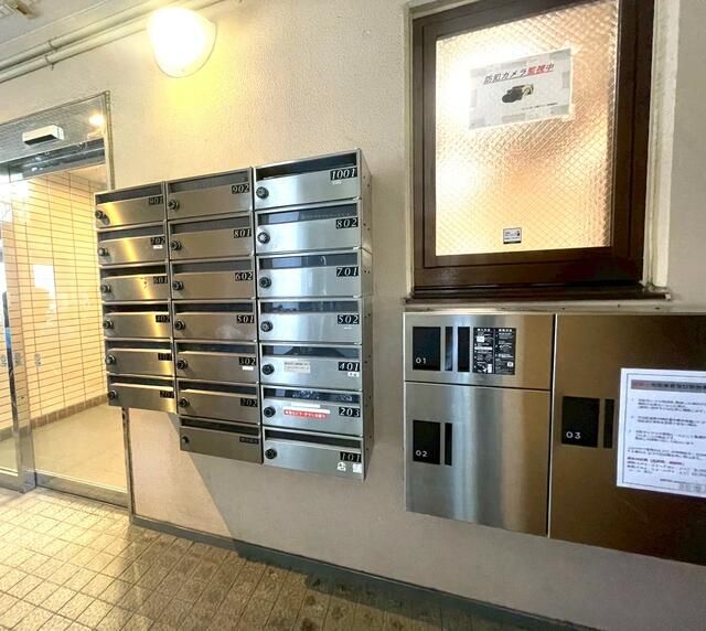 Renovated 2LDK Apartment for Sale in Taito-ku, Tokyo - Thumbnail 4